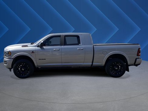 Used 2022 RAM 3500 Limited AWD/4WD image 6