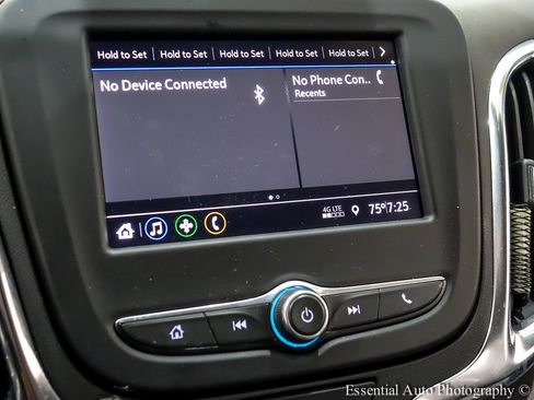 Used 2021 Chevrolet Equinox LS image 20