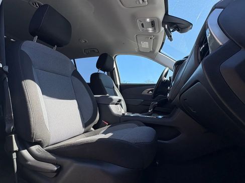 Used 2020 Chevrolet Traverse LT w/ Driver Confidence II Package AWD/4WD image 32