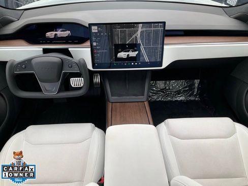 Used 2022 Tesla Model S AWD/4WD image 39