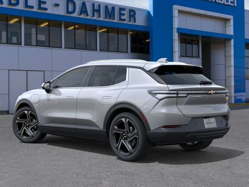 New 2026 Chevrolet Equinox EV LT FWD image 17