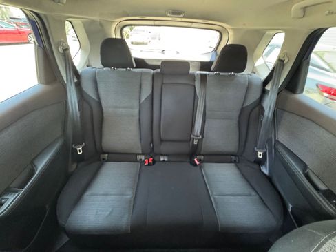 Used 2023 Nissan Rogue SV FWD image 39