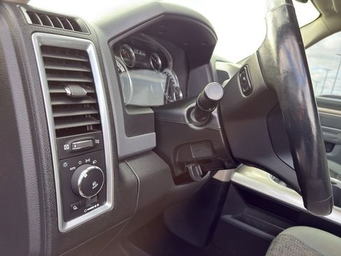 Used 2016 RAM 1500 Big Horn image 12