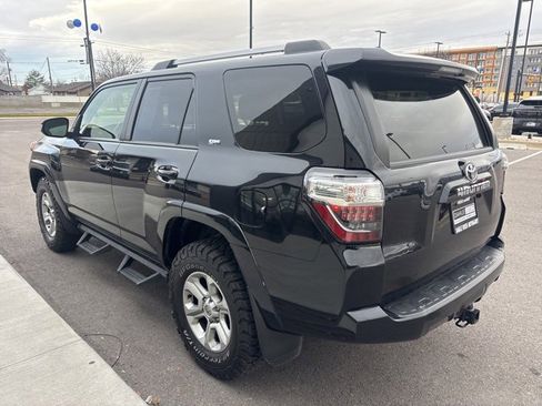 Used 2023 Toyota 4Runner SR5 image 5