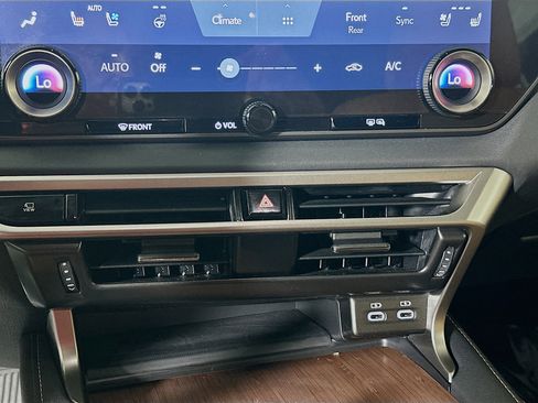 Used 2024 Lexus RX 350 Premium w/ Convenience Package image 23