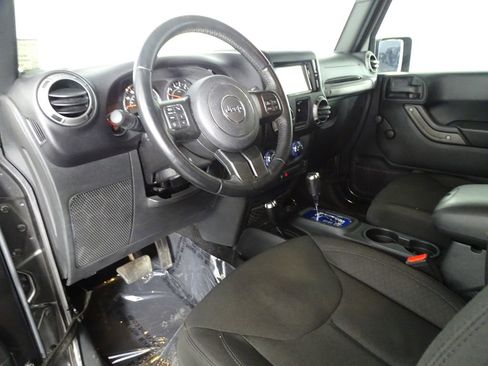 Used 2017 Jeep Wrangler Unlimited Sport w/ Connectivity Group image 17