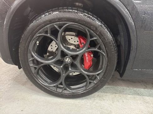 Used 2023 Alfa Romeo Stelvio Quadrifoglio w/ Active Assist Plus Package image 4