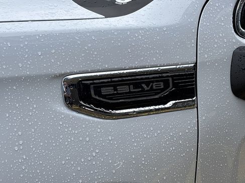 New 2026 GMC Sierra 1500 SLT image 12