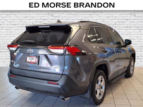 Used 2024 Toyota RAV4 XLE w/ Convenience Package image 5