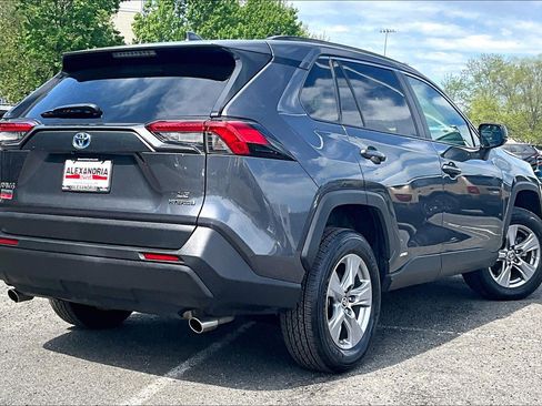 Used 2023 Toyota RAV4 LE image 12