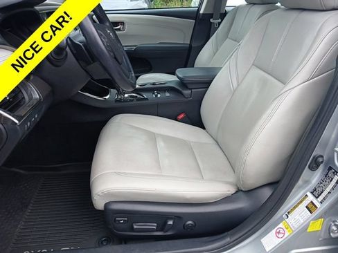 Used 2017 Toyota Avalon Limited w/ Carpet Mat Package FWD image 13