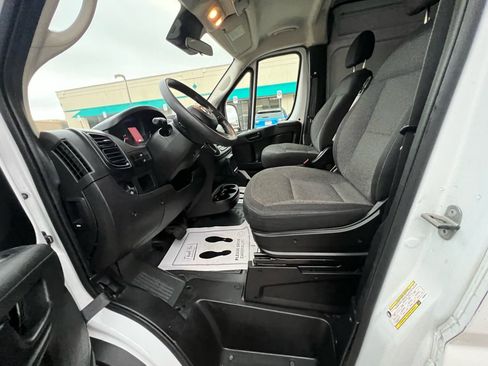 Used 2023 RAM ProMaster 2500 FWD image 18