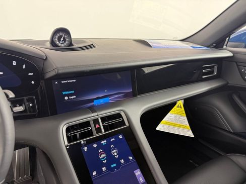 New 2026 Porsche Taycan image 25