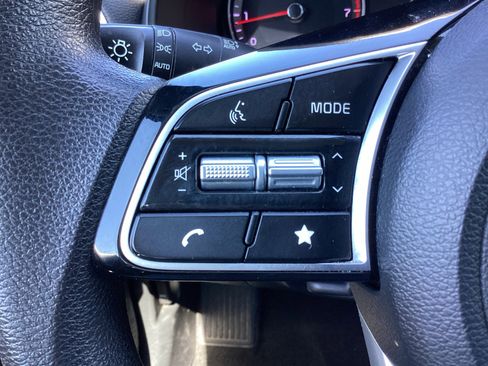 Used 2024 Kia Forte LXS FWD image 18