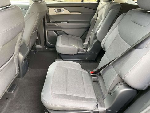 New 2026 Ford Explorer Active image 12