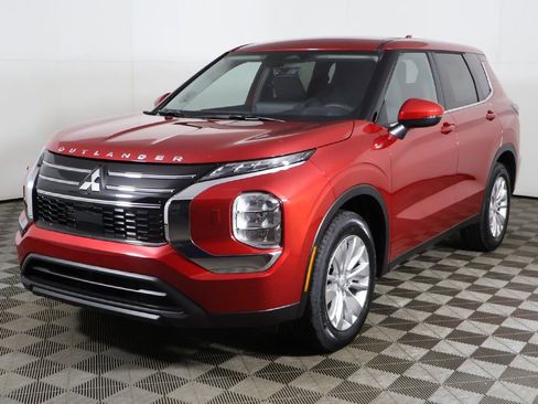 New 2026 Mitsubishi Outlander ES AWD/4WD image 9