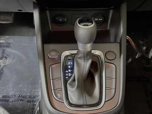 Used 2023 Hyundai Kona SEL image 24