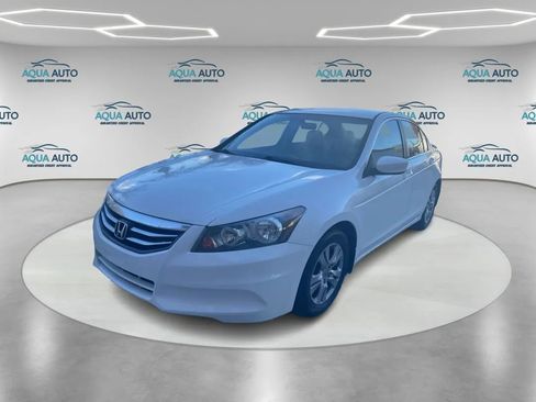Used 2011 Honda Accord LX-P image 1