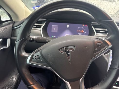 Used 2014 Tesla Model S P85 image 40