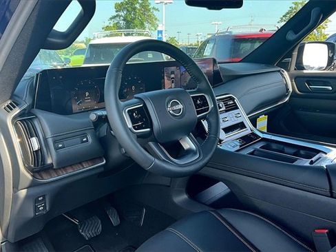 New 2025 Nissan Armada SL image 5