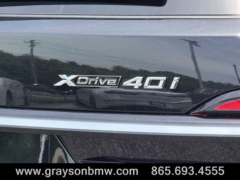 Used 2026 BMW X7 xDrive40i w/ Executive Package image 36