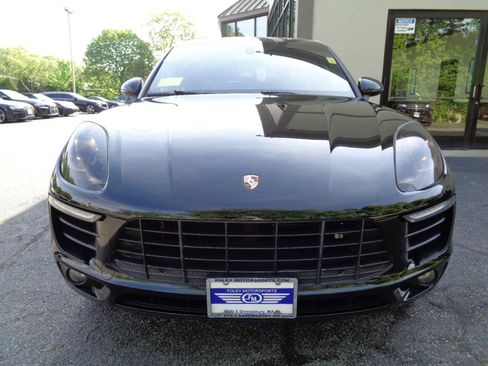 Used 2015 Porsche Macan S w/ Premium Package Plus AWD/4WD image 2
