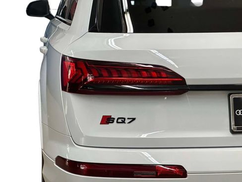 Used 2023 Audi SQ7 Premium Plus w/ Executive Package AWD/4WD image 26