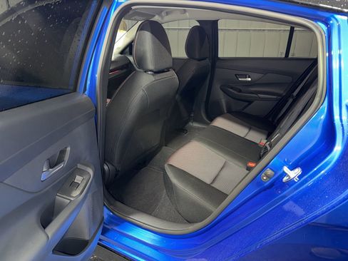 Used 2026 Nissan Sentra SR w/ Floor Mat Package image 14