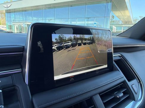 Used 2022 GMC Yukon SLE image 29