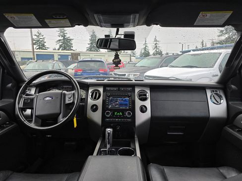 Used 2013 Ford Expedition EL Limited image 12