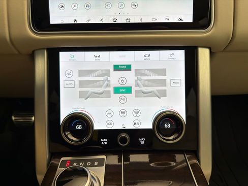 Used 2022 Land Rover Range Rover Westminster Edition image 12