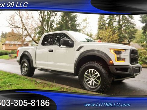 Used 2018 Ford F150 Raptor w/ Equipment Group 801A Mid AWD/4WD image 7