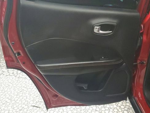 Used 2021 Jeep Compass Sport image 16