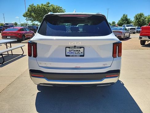 New 2026 Kia Sorento S w/ S Panoramic Sunroof Package FWD image 6