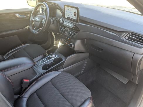 Used 2024 Ford Escape ST-Line AWD/4WD image 37