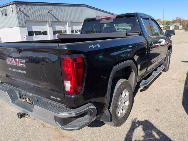 Used 2019 GMC Sierra 1500 SLE w/ Preferred Package AWD/4WD image 3