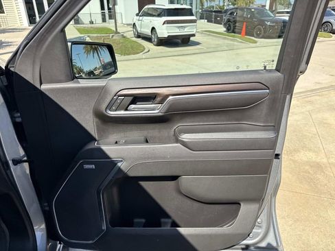 Used 2023 GMC Sierra 1500 SLT w/ SLT Premium Package image 17