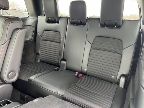 New 2026 Nissan Pathfinder Rock Creek AWD/4WD image 17