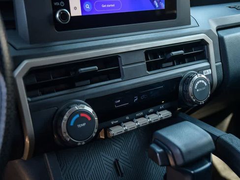 Used 2024 Toyota Tacoma SR image 21