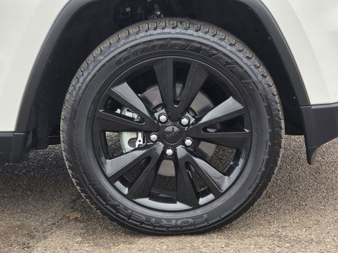 Used 2012 Jeep Grand Cherokee Altitude image 33