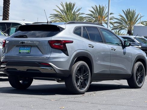 New 2026 Chevrolet Trax ACTIV w/ Driver Confidence Package FWD image 3