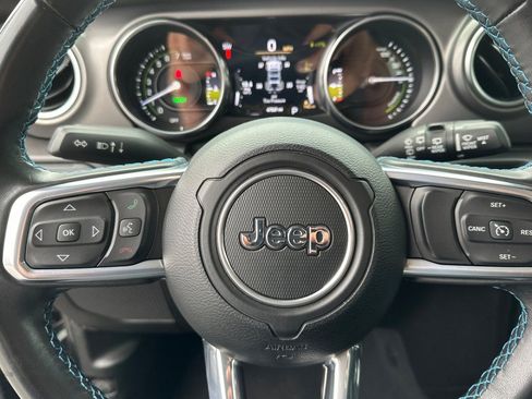 Used 2022 Jeep Wrangler Unlimited Rubicon 4xe image 29