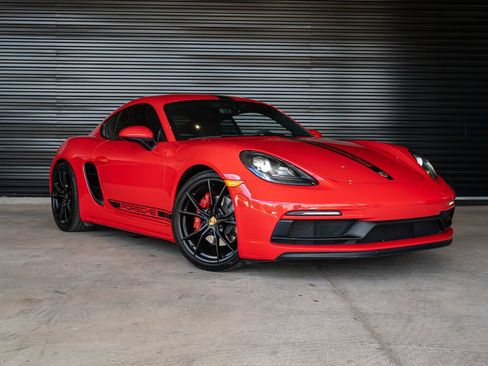 Certified 2018 Porsche 718 Cayman GTS RWD image 7