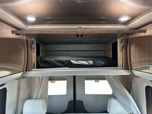 Used 2016 Mercedes-Benz Sprinter 3500 image 56