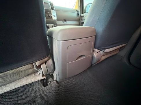 Used 2019 Nissan Frontier SV AWD/4WD image 17