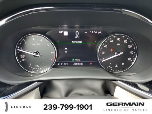 Used 2021 Buick Envision Avenir w/ Technology Package II FWD image 24