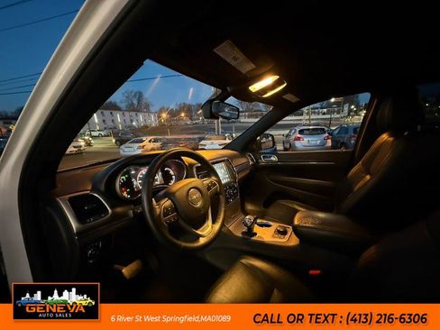 Used 2014 Jeep Grand Cherokee Limited image 12