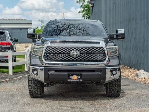 Used 2018 Toyota Tundra SR5 w/ TRD Off Road Package image 9