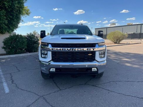 Used 2022 Chevrolet Silverado 2500 LT w/ Convenience Package image 3