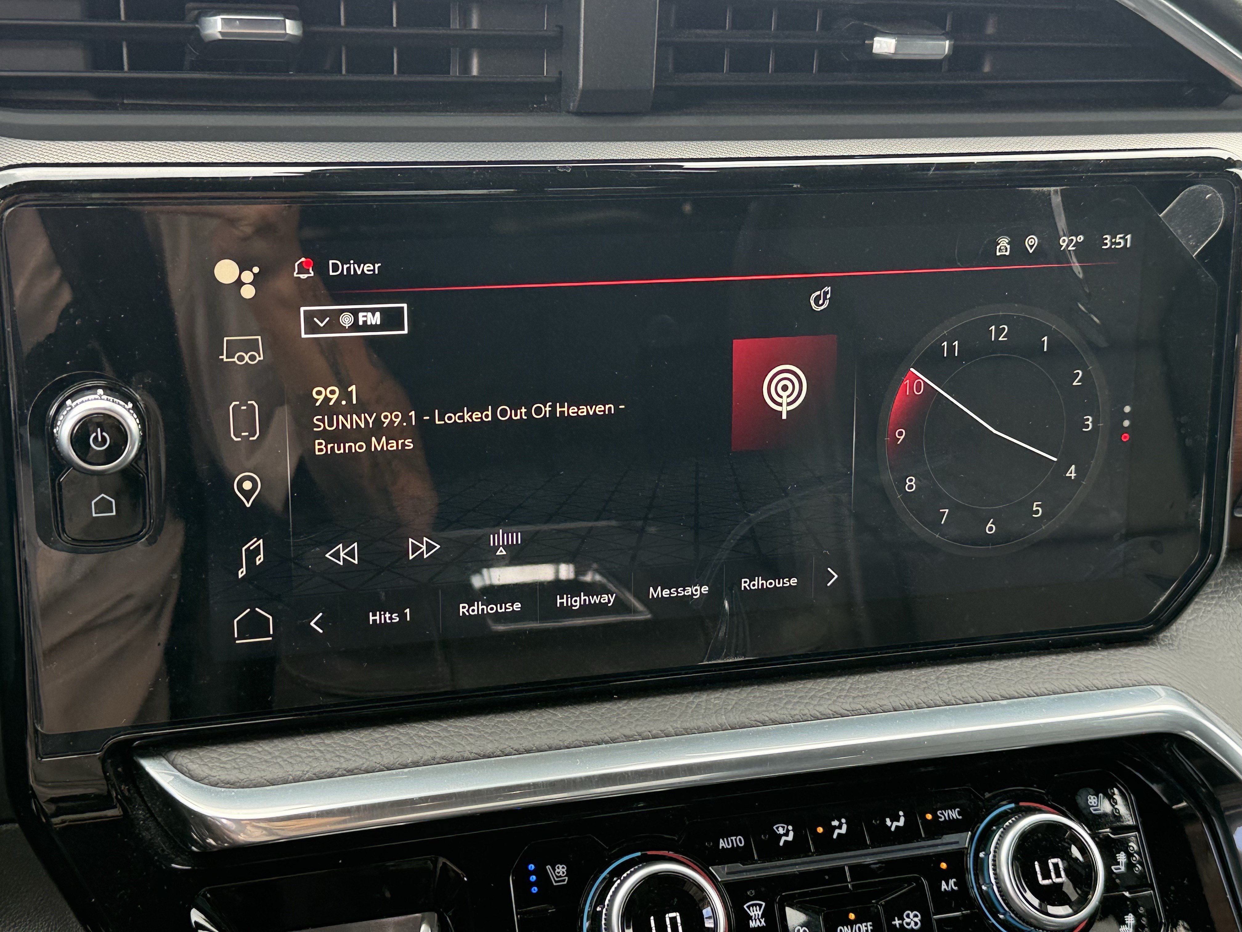 Used 2022 GMC Sierra 1500 Denali w/ Technology Package AWD/4WD image 17